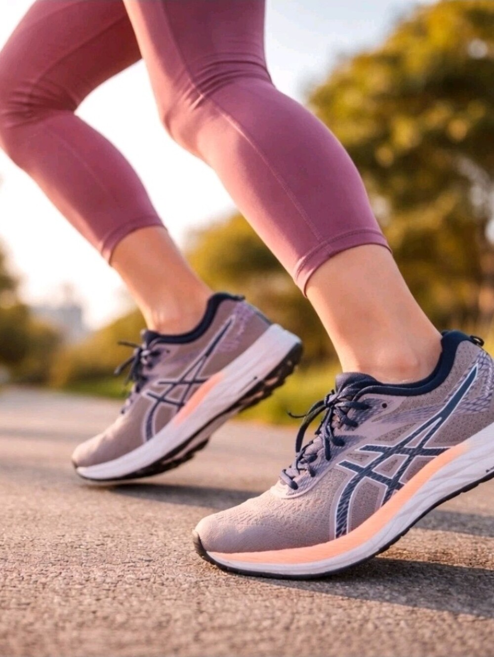 ASICS Women's Running Shoes - Purple and Orange Gel Excite 6 Size 7.5 - Picture 2 of 12